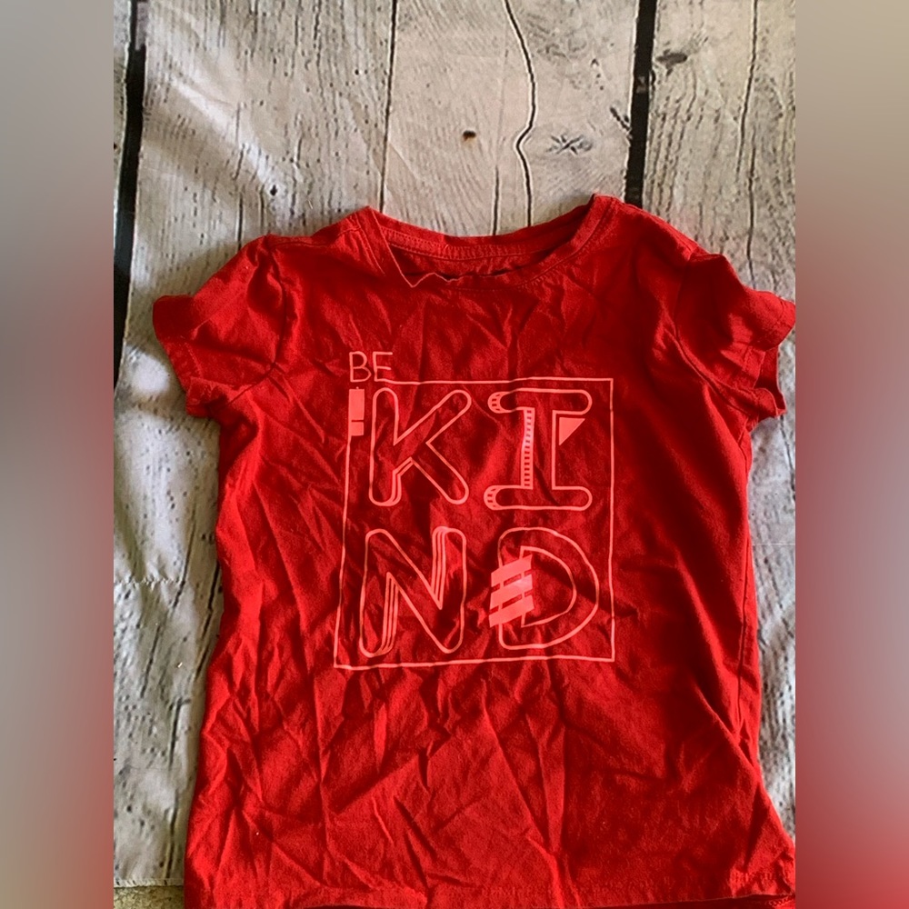5/$20 Kids Girls Cat & Jack Be Kind Graphic Tee Shirt size S 6/6x Red Pink